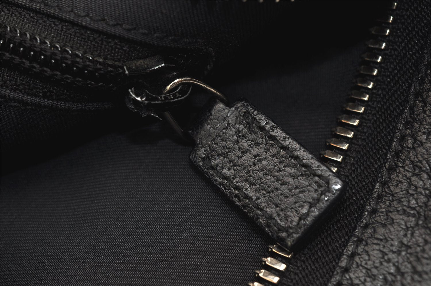 Authentic GUCCI Shoulder Cross Body Bag GG Canvas Leather 122798 Black 0916K