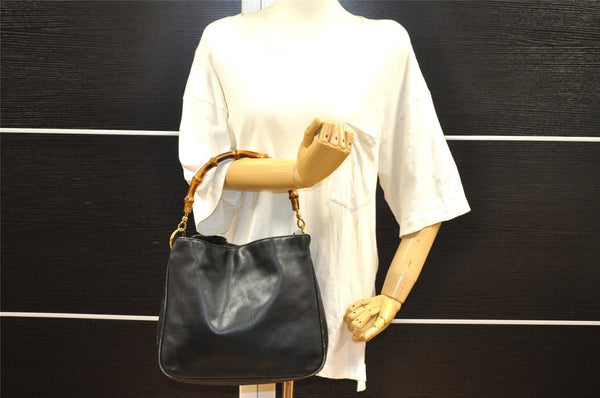 Authentic GUCCI Vintage Bamboo Shoulder Hand Bag Purse Leather Black 0921I