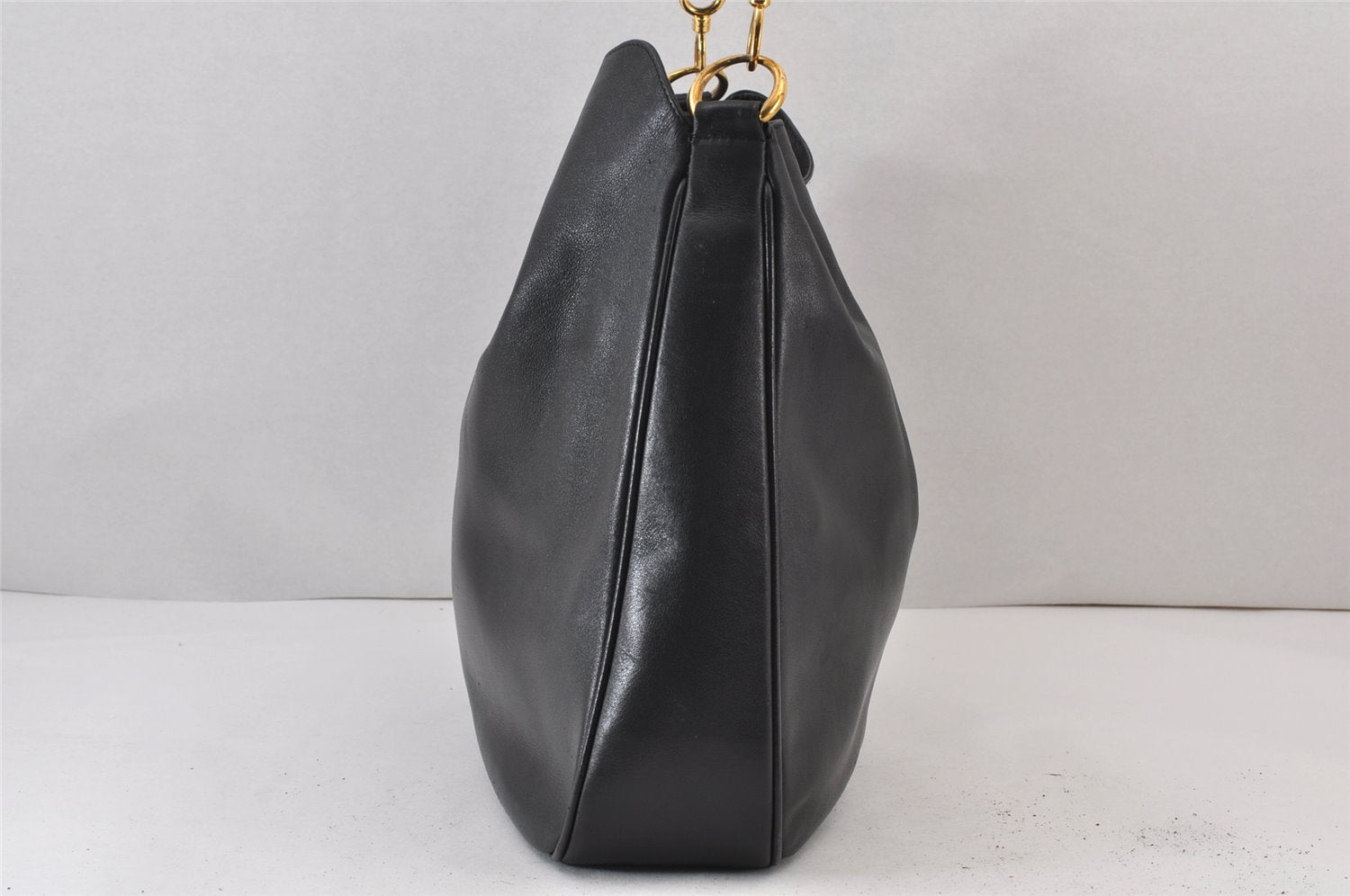 Authentic GUCCI Vintage Bamboo 2Way Shoulder Hand Bag Leather Black Junk 0922K