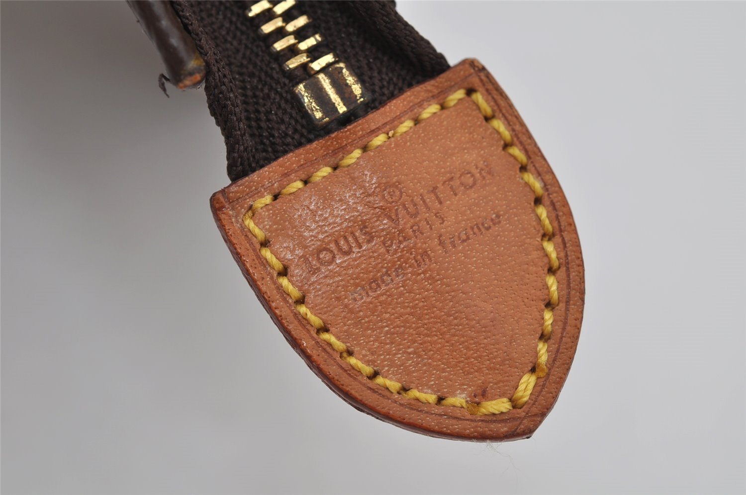 Authentic Louis Vuitton Monogram Pouch For Bucket GM LV 0926J