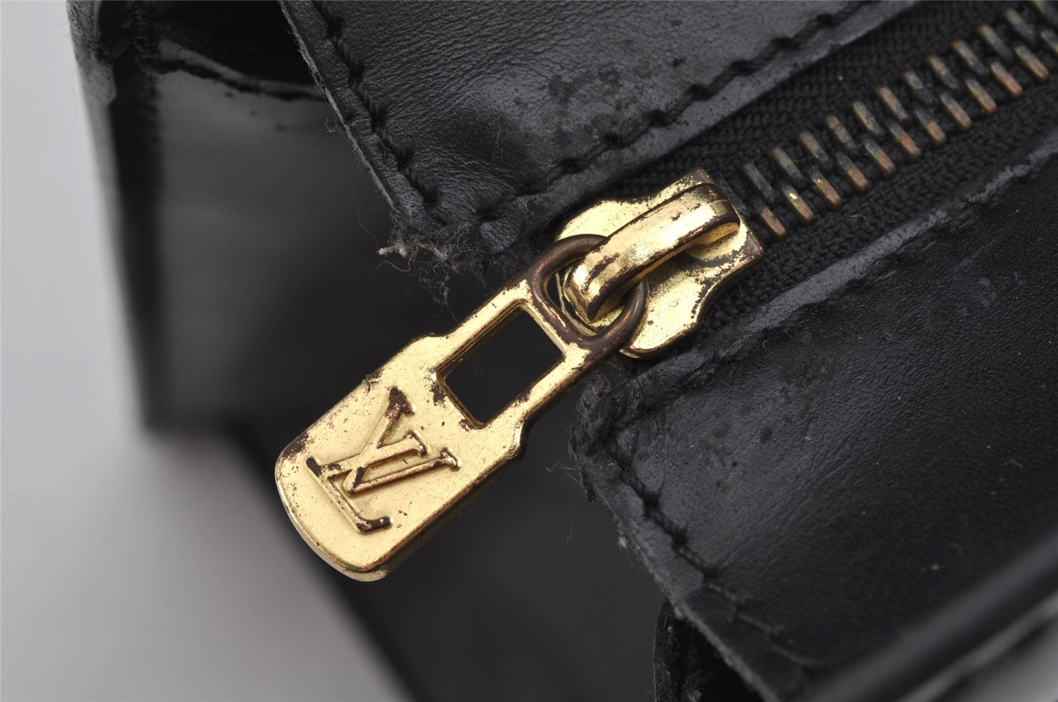 Authentic Louis Vuitton Epi Riviera Hand Bag Black M48182 LV Junk 0926K