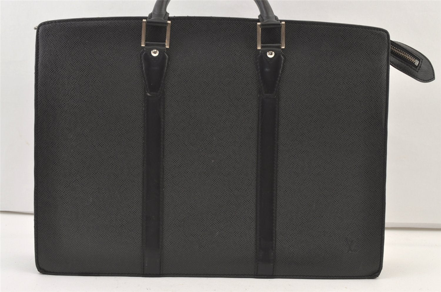 Auth Louis Vuitton Taiga Porte Documents Lozan 2Way Briefcase M30052 Black 0930K