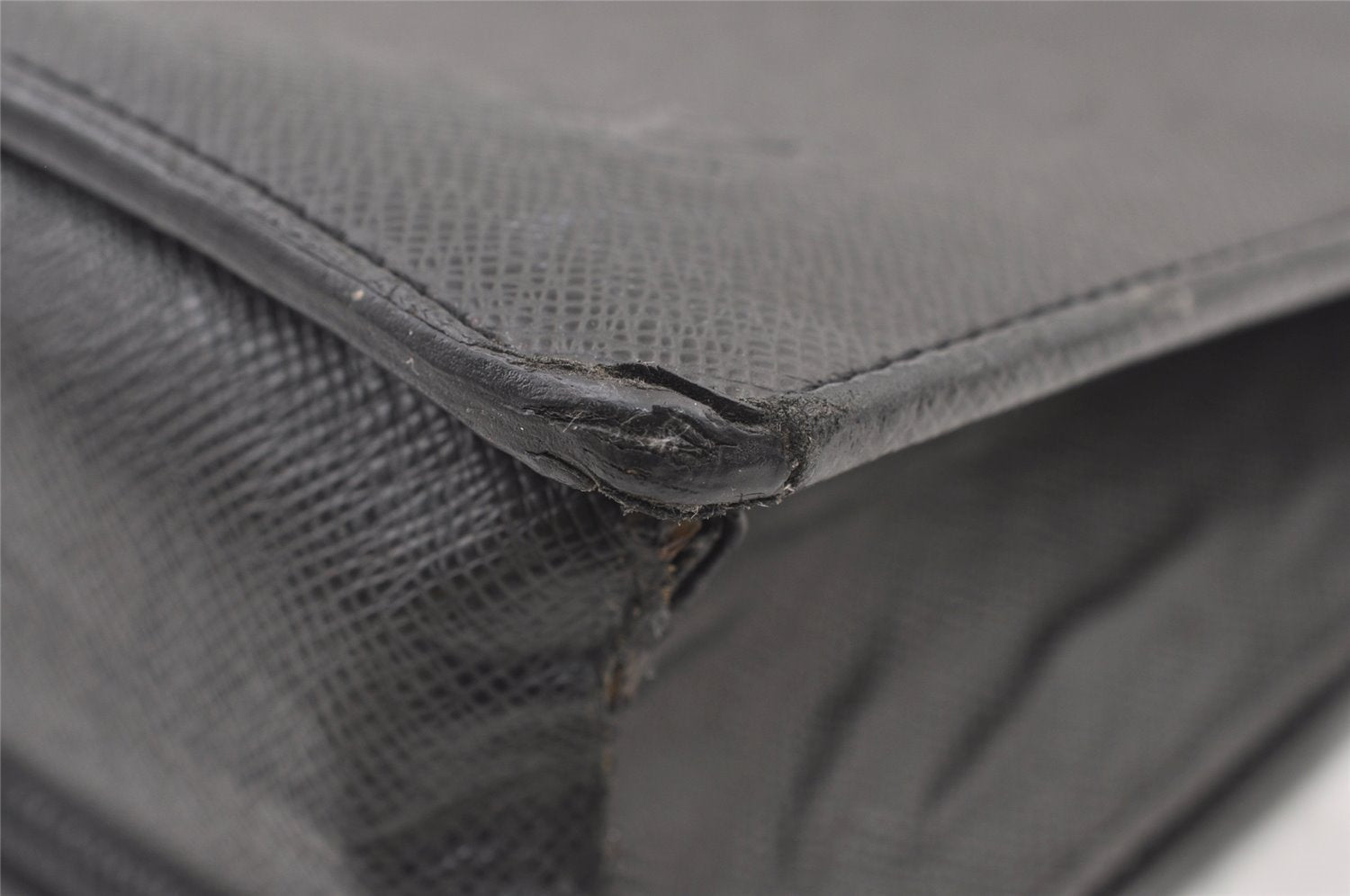 Auth Louis Vuitton Taiga Porte Documents Lozan 2Way Briefcase M30052 Black 0930K