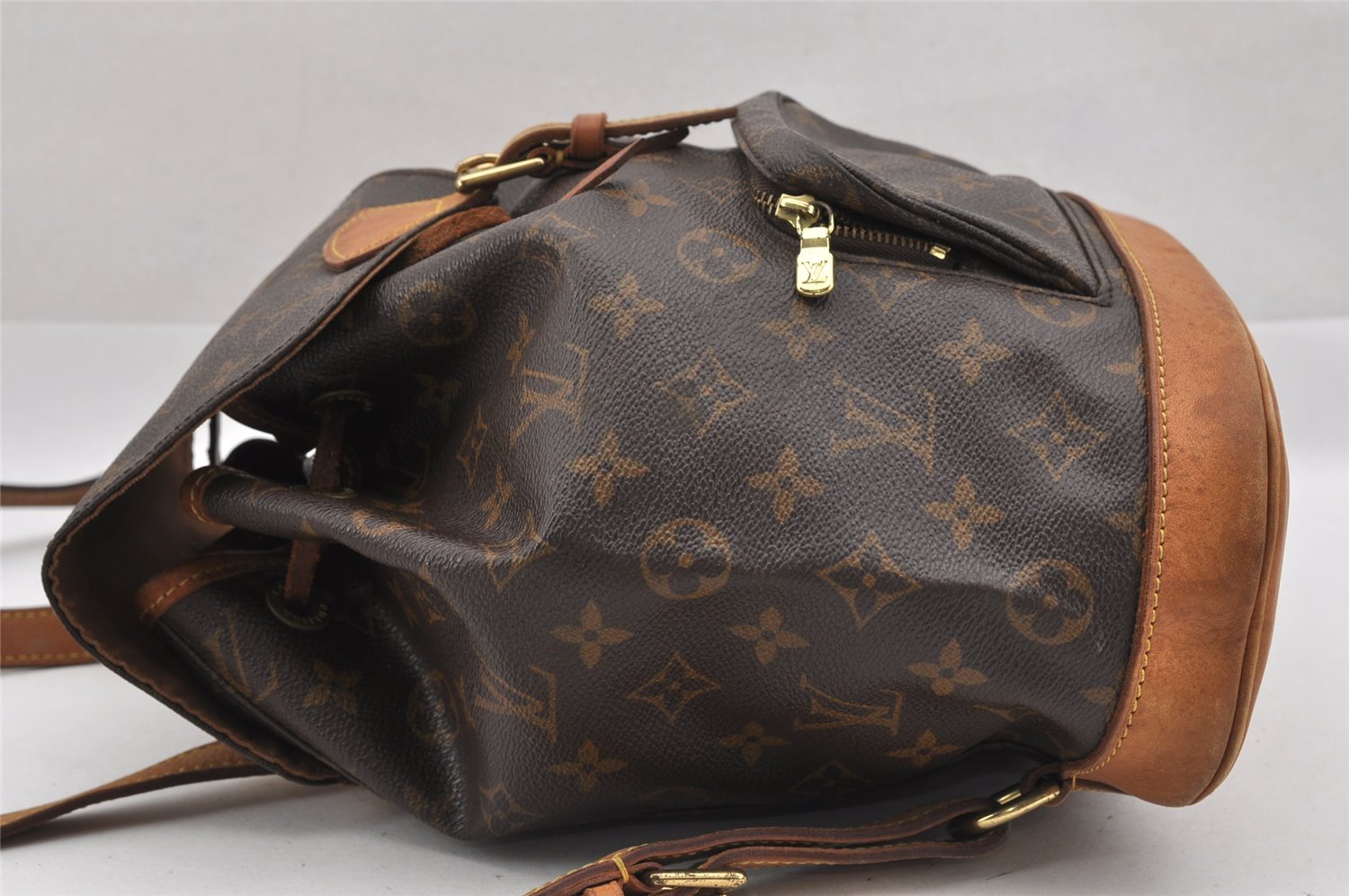 Authentic Louis Vuitton Monogram Montsouris MM Backpack M51136 LV 0931J