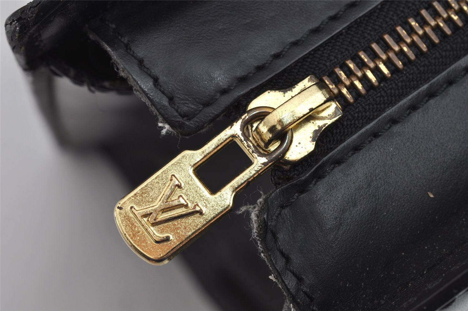 Authentic Louis Vuitton Epi Riviera Hand Bag Black M48182 LV 0932K