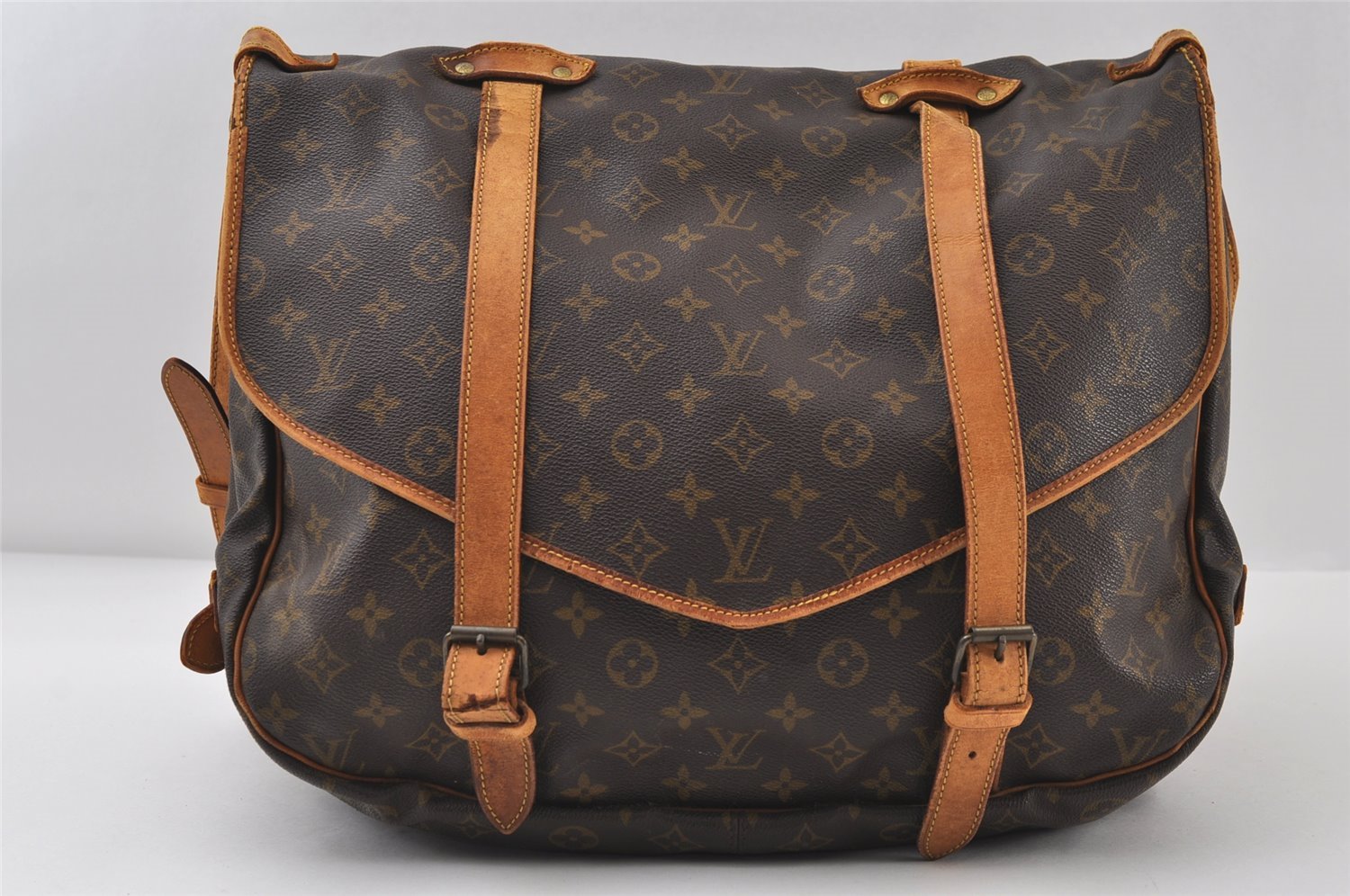 Authentic Louis Vuitton Monogram Saumur 43 Shoulder Cross Bag M42252 LV 0933J