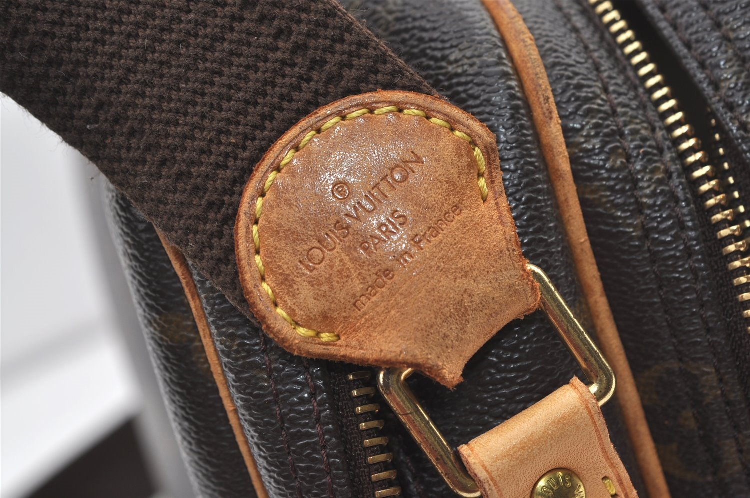 Auth Louis Vuitton Monogram Reporter PM Shoulder Cross Bag M45254 LV Junk 0933K