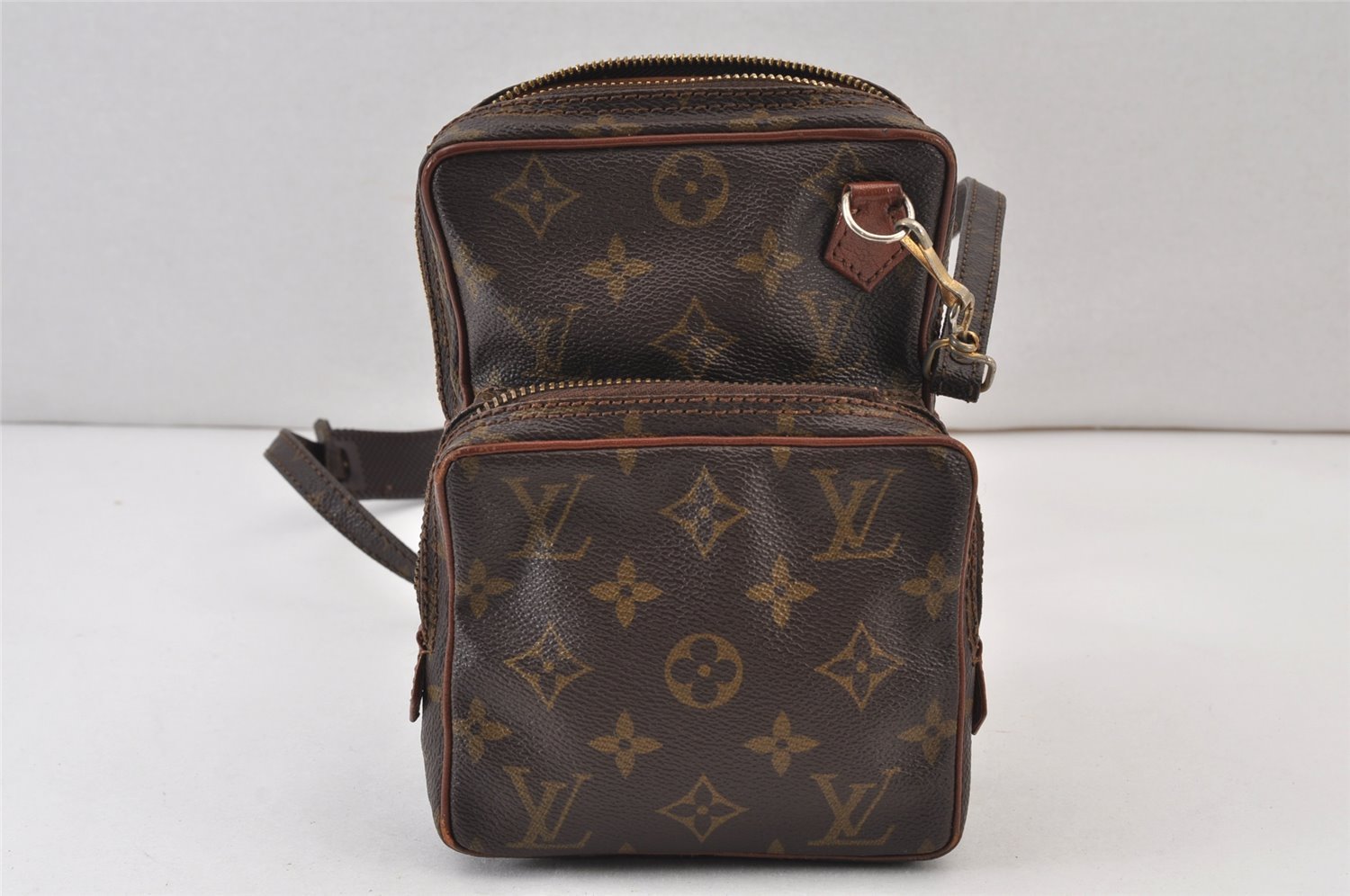 Authentic Louis Vuitton Monogram Amazone Shoulder Cross Bag Old Model Junk 0935K