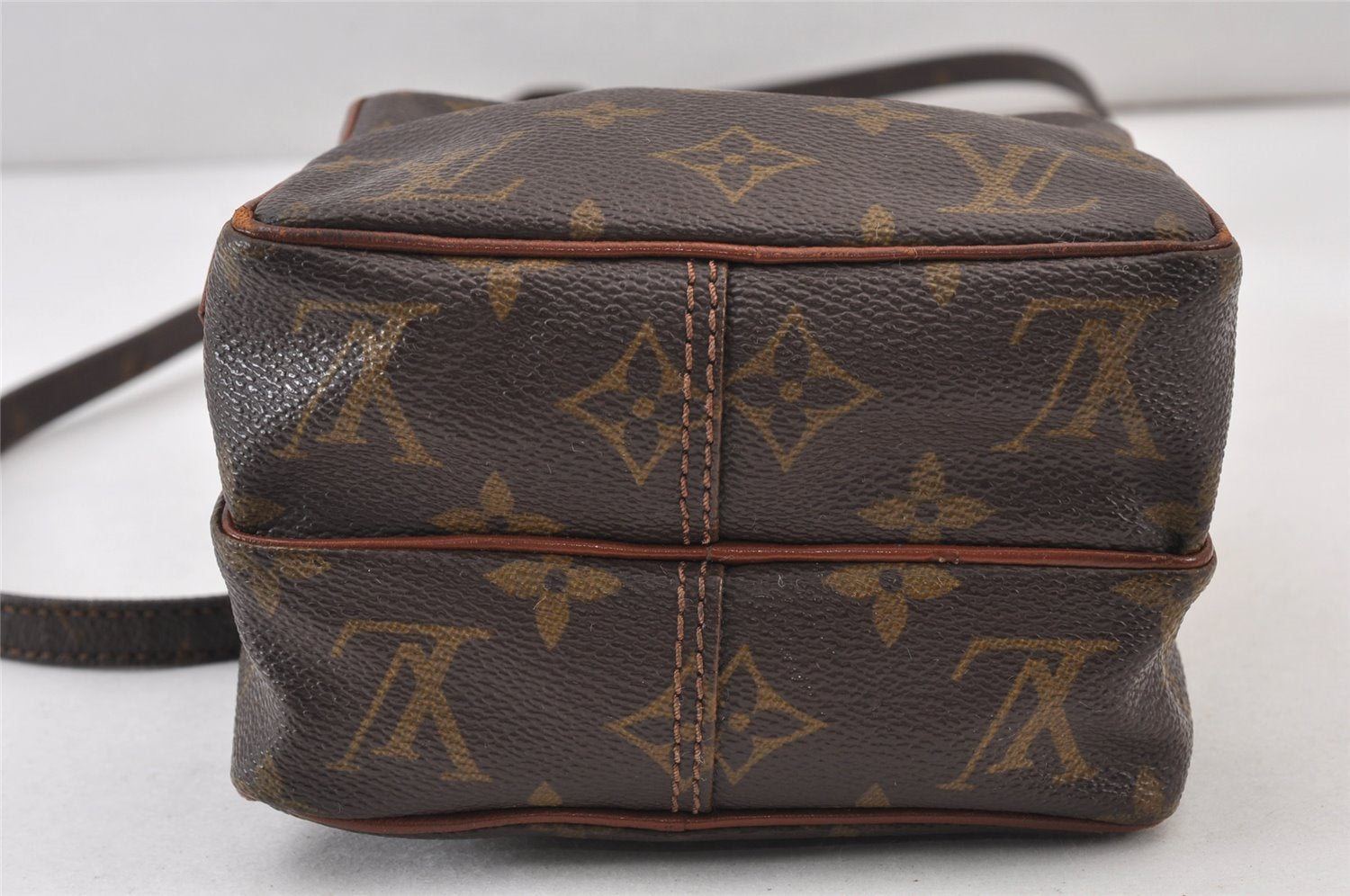 Authentic Louis Vuitton Monogram Amazone Shoulder Cross Bag Old Model Junk 0935K