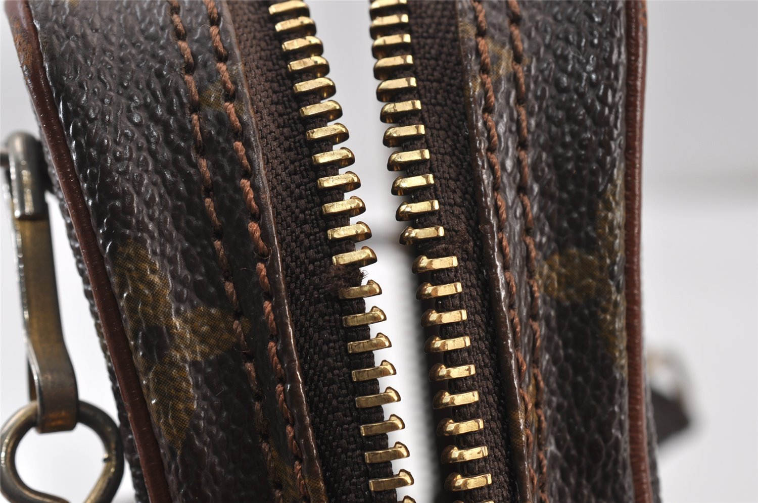 Authentic Louis Vuitton Monogram Amazone Shoulder Cross Bag Old Model Junk 0935K