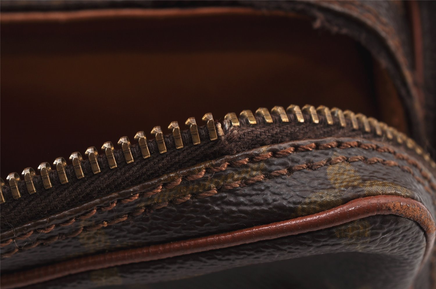 Authentic Louis Vuitton Monogram Amazone Shoulder Cross Bag Old Model Junk 0935K