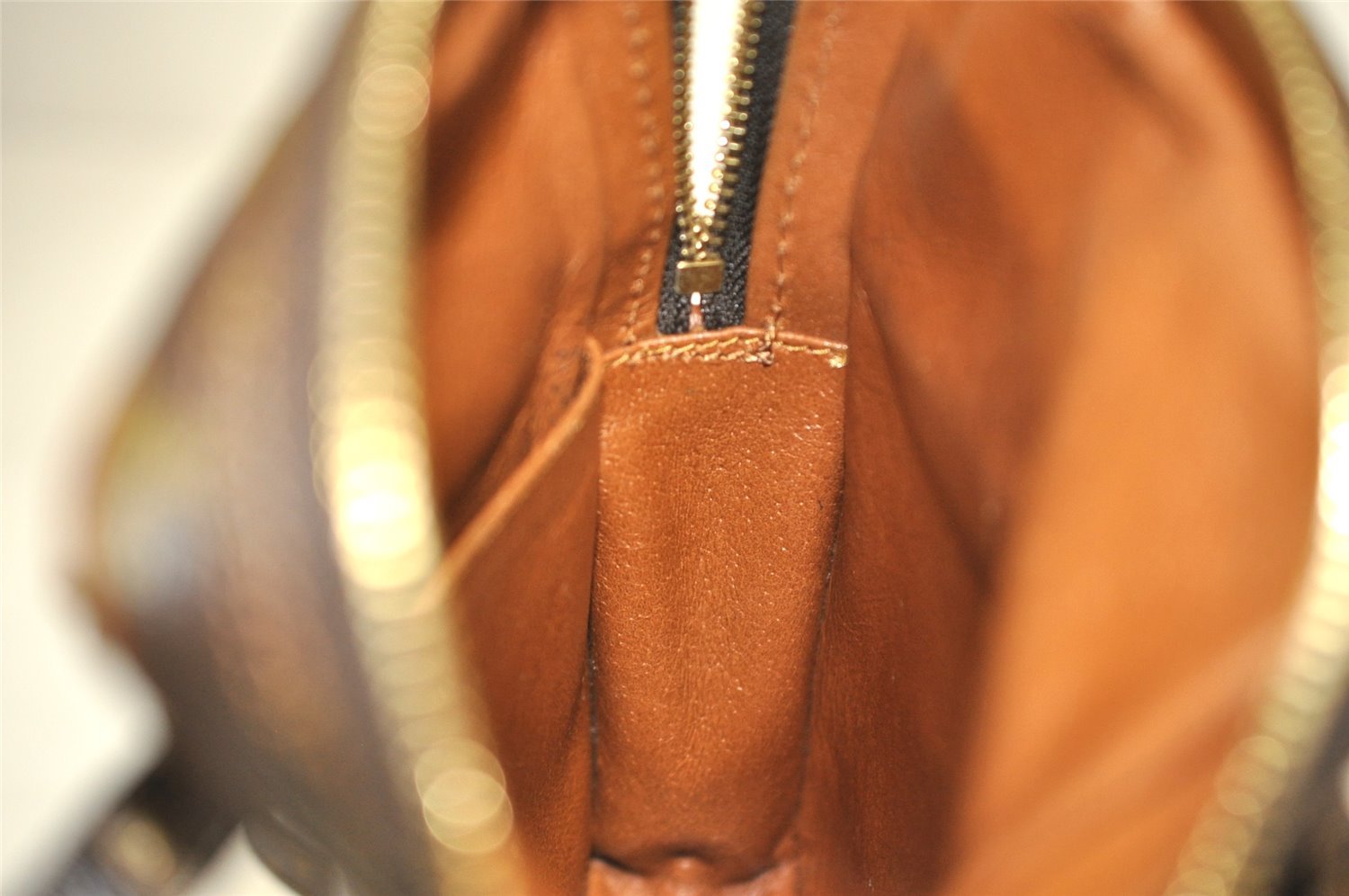 Authentic Louis Vuitton Monogram Amazone Shoulder Cross Bag Old Model Junk 0935K