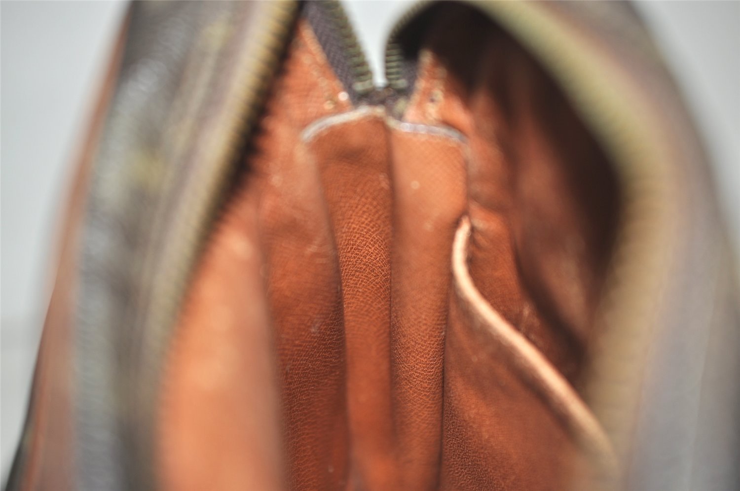 Authentic Louis Vuitton Monogram Amazone Shoulder Cross Body Bag M45236 LV 0936K