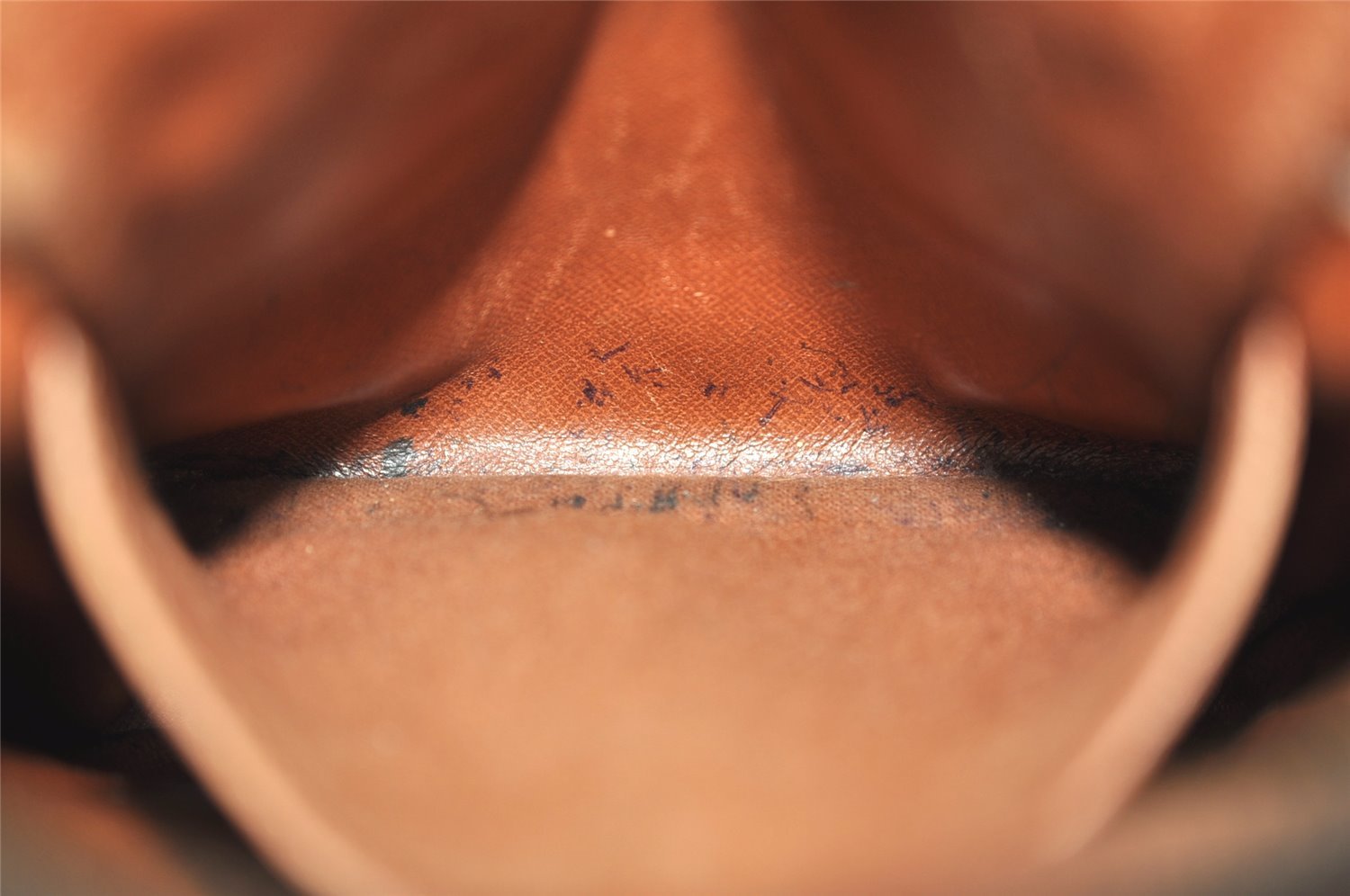 Authentic Louis Vuitton Monogram Amazone Shoulder Cross Body Bag M45236 LV 0936K