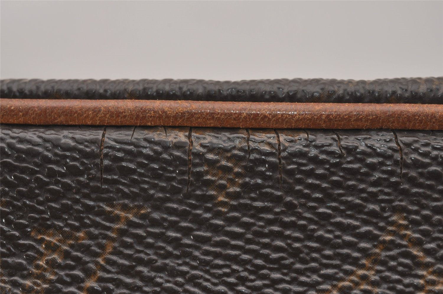 Authentic Louis Vuitton Monogram Nile Shoulder Cross Body Bag M45244 LV 0937I