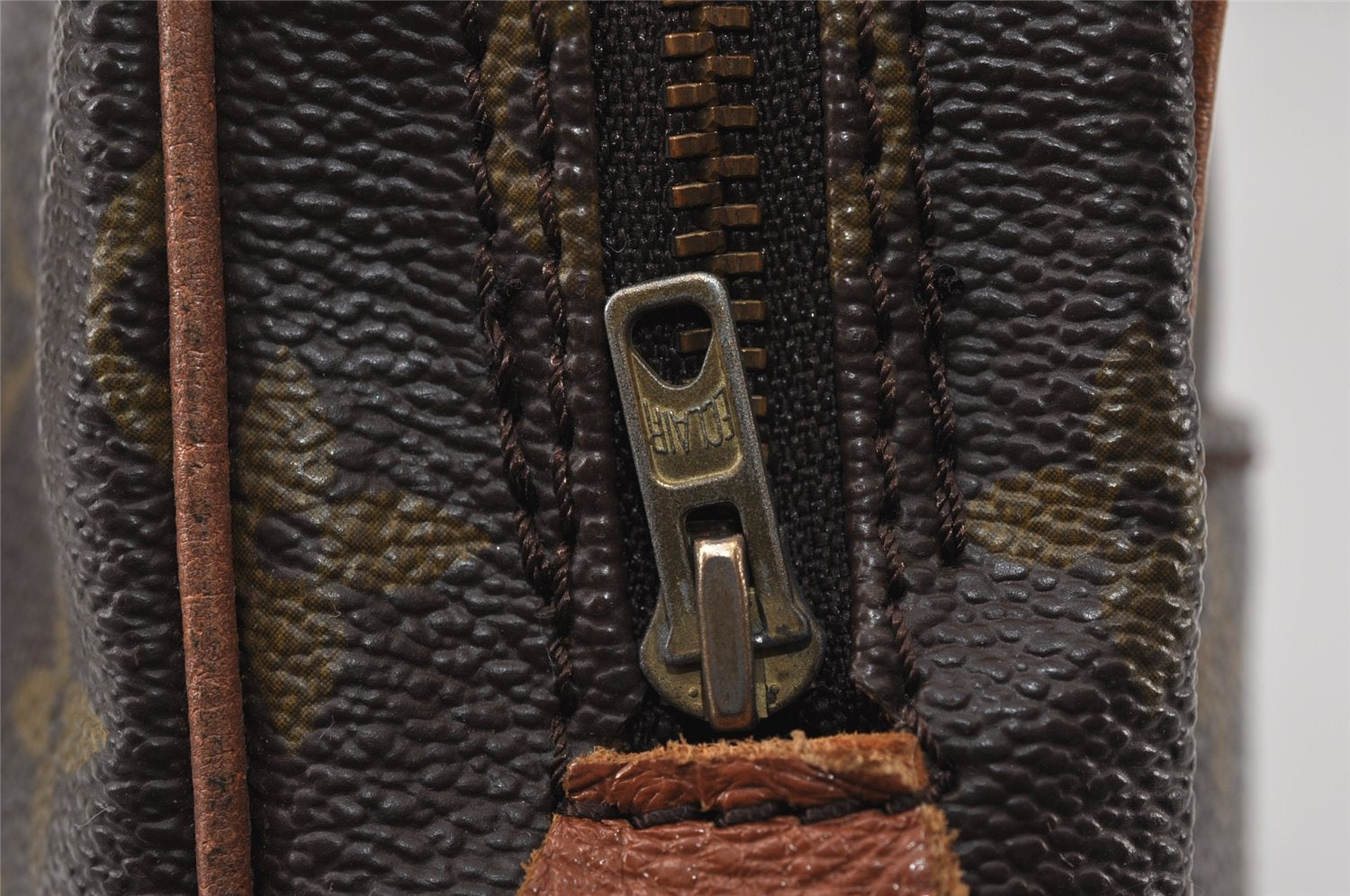 Authentic Louis Vuitton Monogram Danube Shoulder Cross Bag Old Model LV 0937J