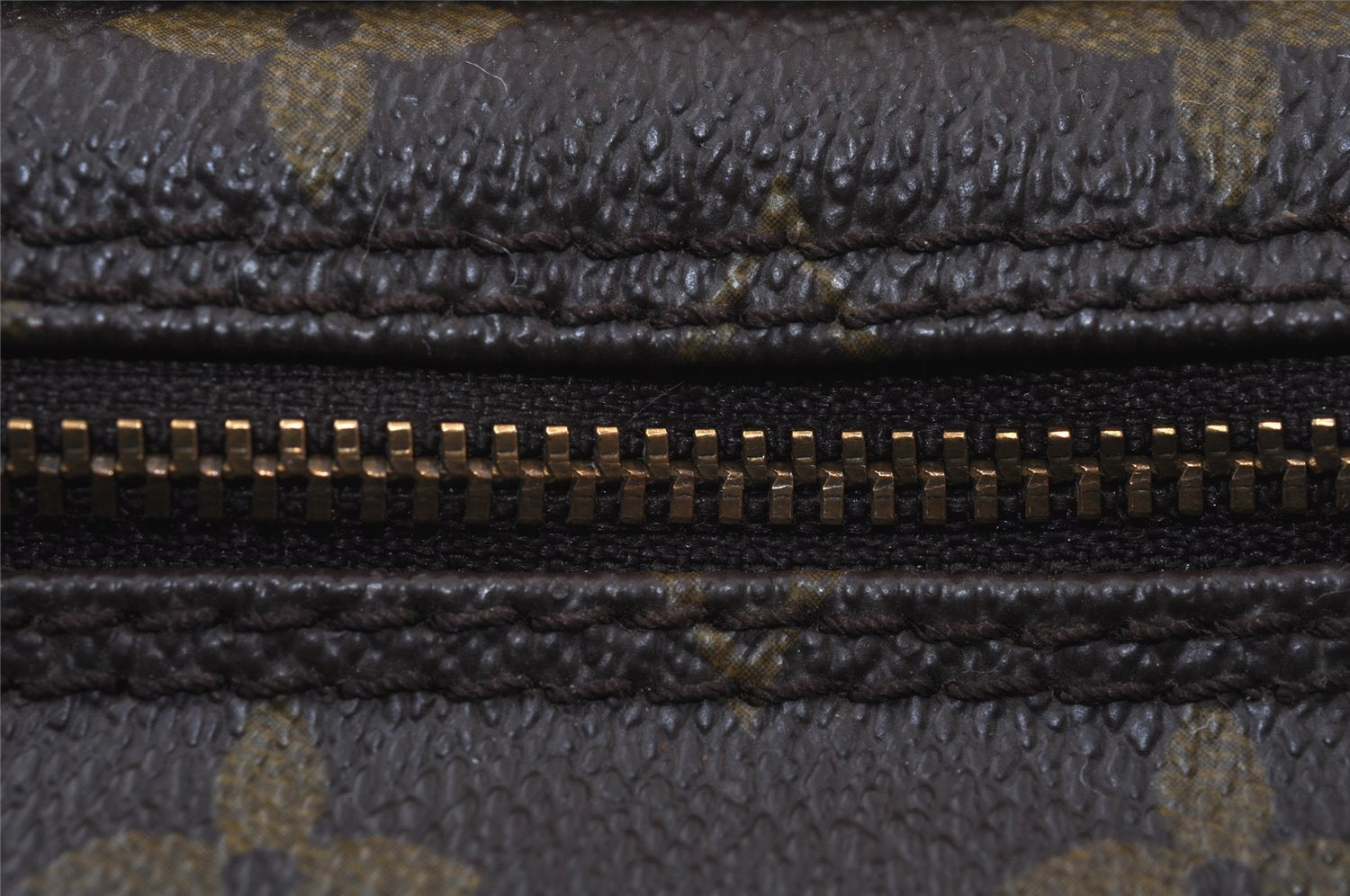 Authentic Louis Vuitton Monogram Danube Shoulder Cross Bag Old Model LV 0937J