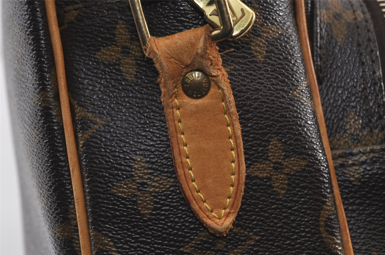 Authentic Louis Vuitton Monogram Nile Shoulder Cross Body Bag M45244 LV 0938J