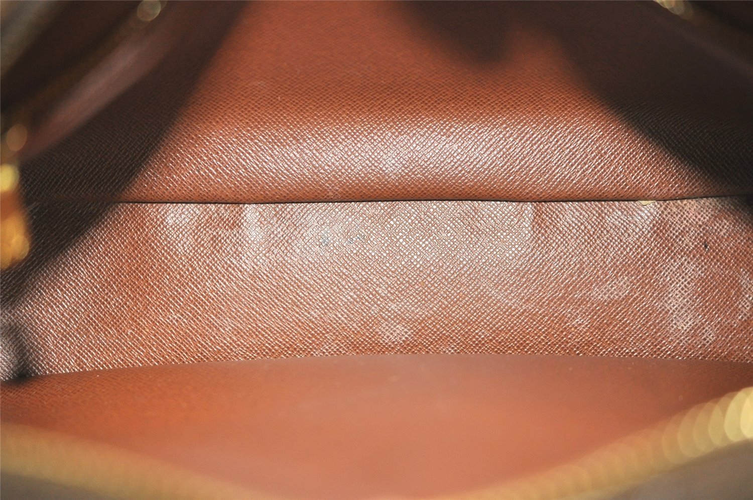 Authentic Louis Vuitton Monogram Nile Shoulder Cross Body Bag M45244 LV 0938J