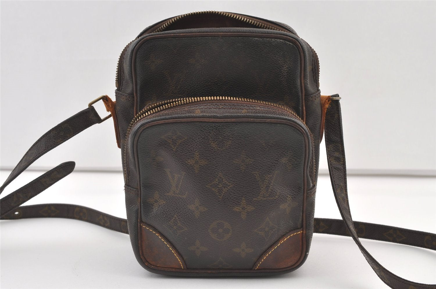 Authentic Louis Vuitton Monogram Amazone Shoulder Cross Bag M45236 Junk 0939K