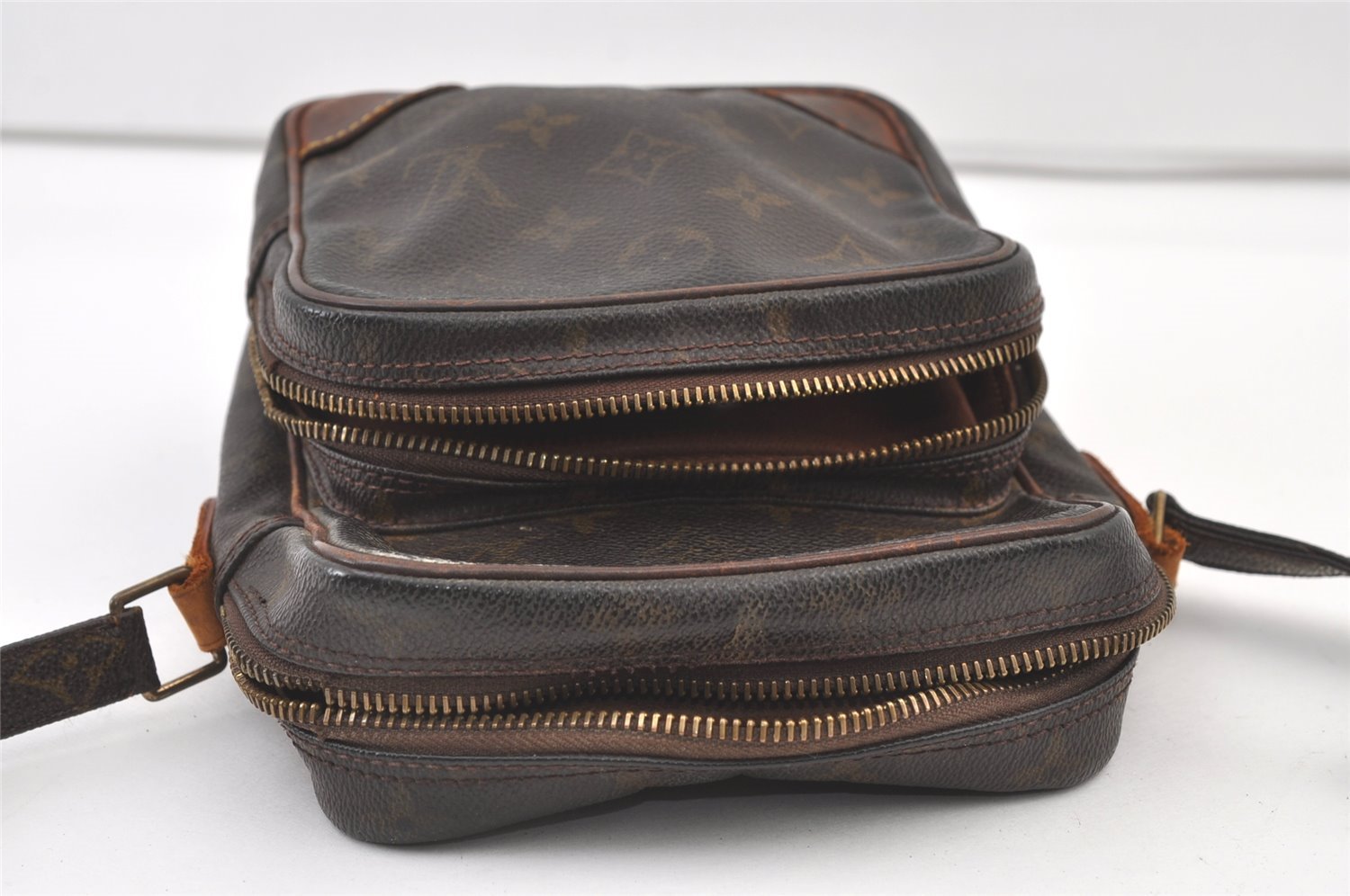 Authentic Louis Vuitton Monogram Amazone Shoulder Cross Bag M45236 Junk 0939K