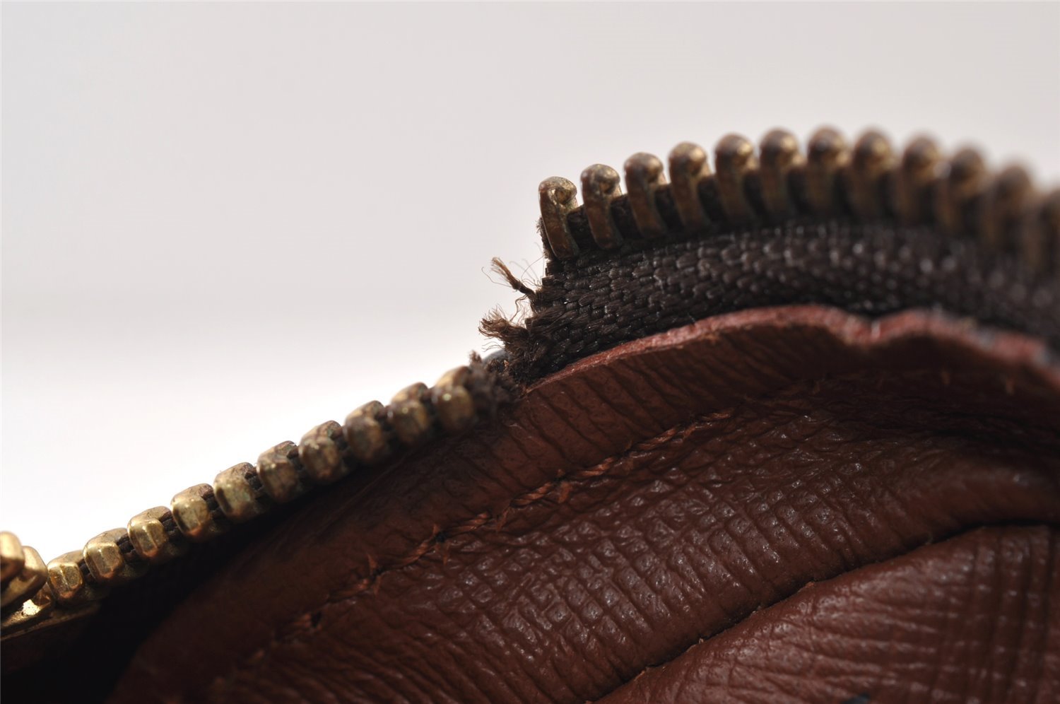 Authentic Louis Vuitton Monogram Amazone Shoulder Cross Bag M45236 Junk 0941K