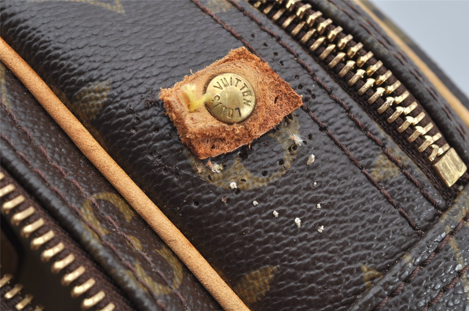 Auth Louis Vuitton Monogram Reporter PM Shoulder Cross Bag M45254 LV Junk 0944K