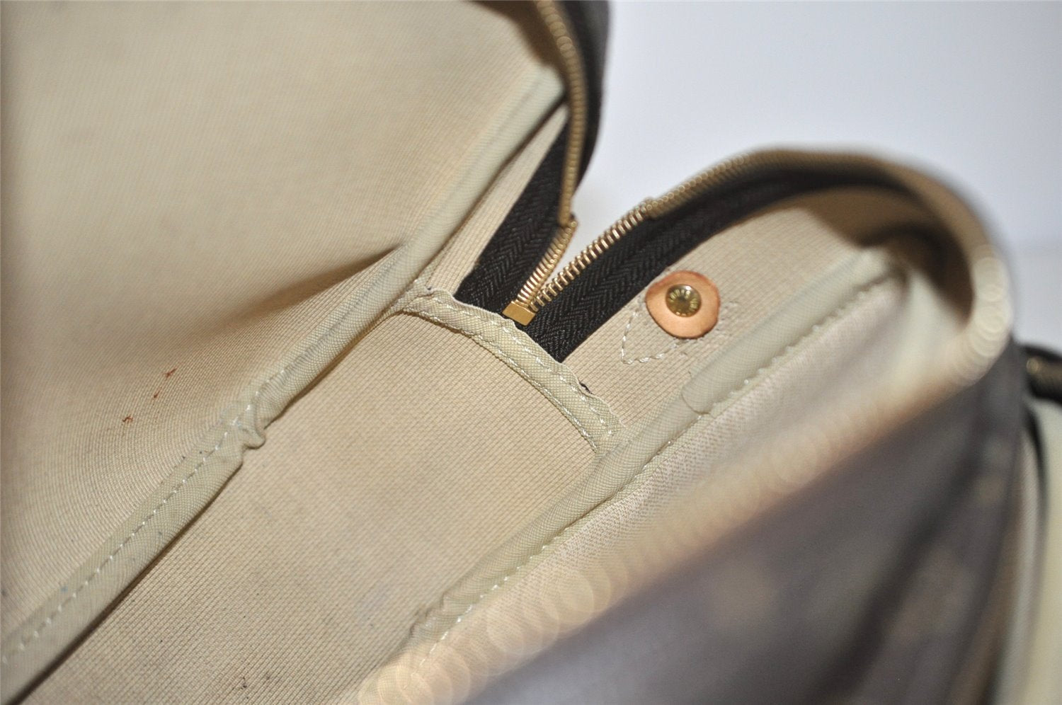 Auth Louis Vuitton Monogram Reporter PM Shoulder Cross Bag M45254 LV Junk 0944K