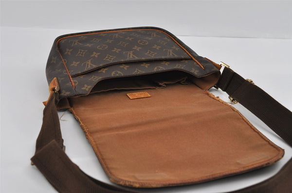 Auth Louis Vuitton Monogram Messenger Bosphore PM Shoulder Bag M40106 LV 0946I