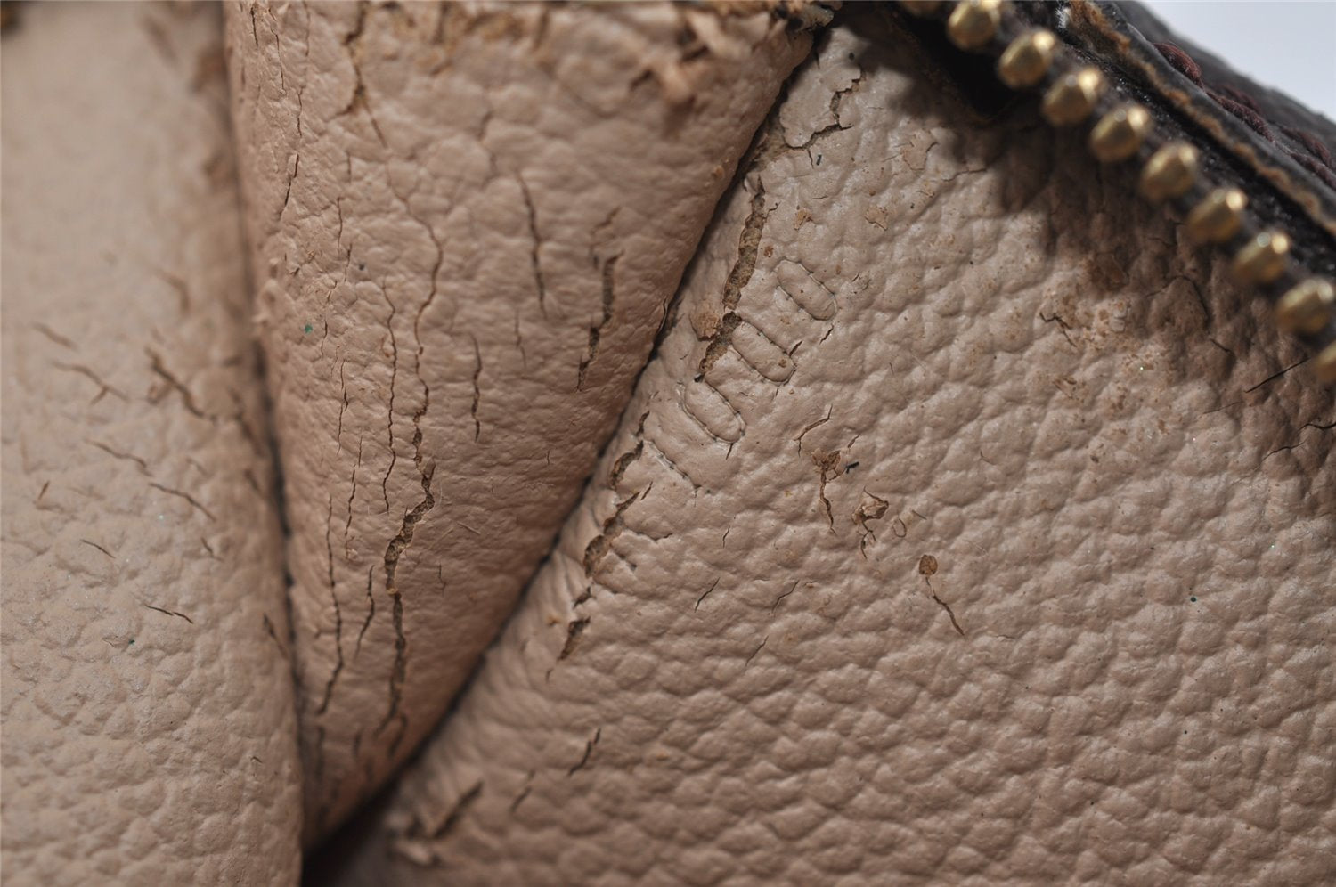 Authentic Louis Vuitton Monogram Pouch For Bucket PM LV 0946J