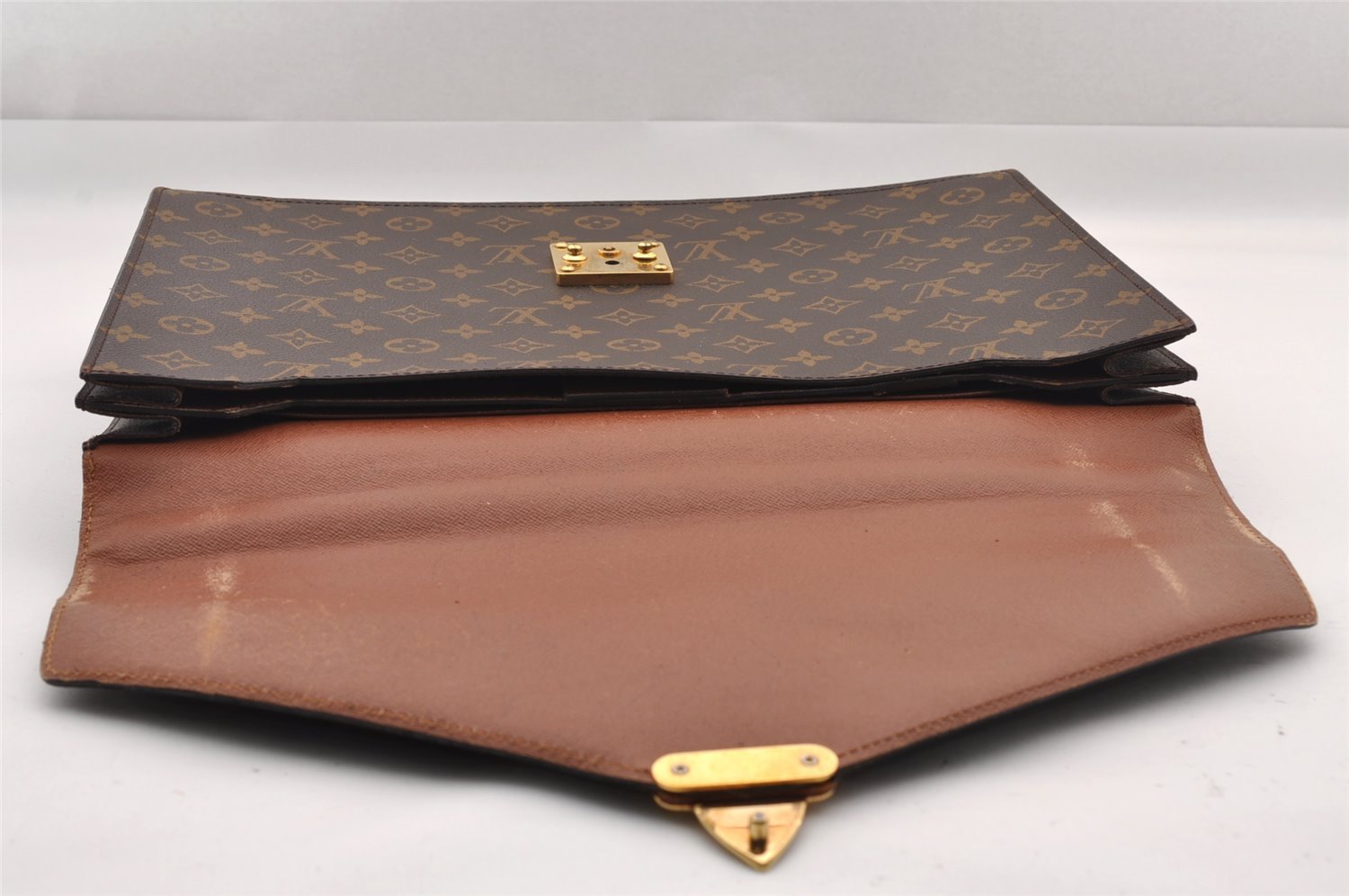 Authentic Louis Vuitton Monogram Serviette Conseiller Briefcase M53331 LV 0950I