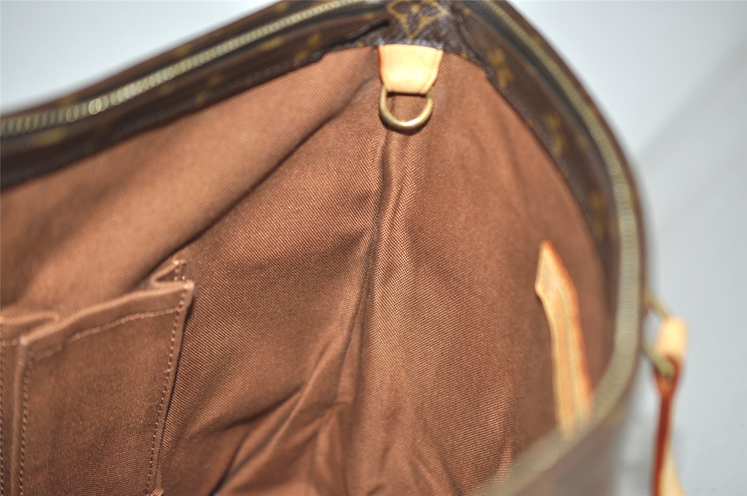 Authentic Louis Vuitton Monogram Cabas Mezzo Shoulder Tote Bag M51151 LV 0950J