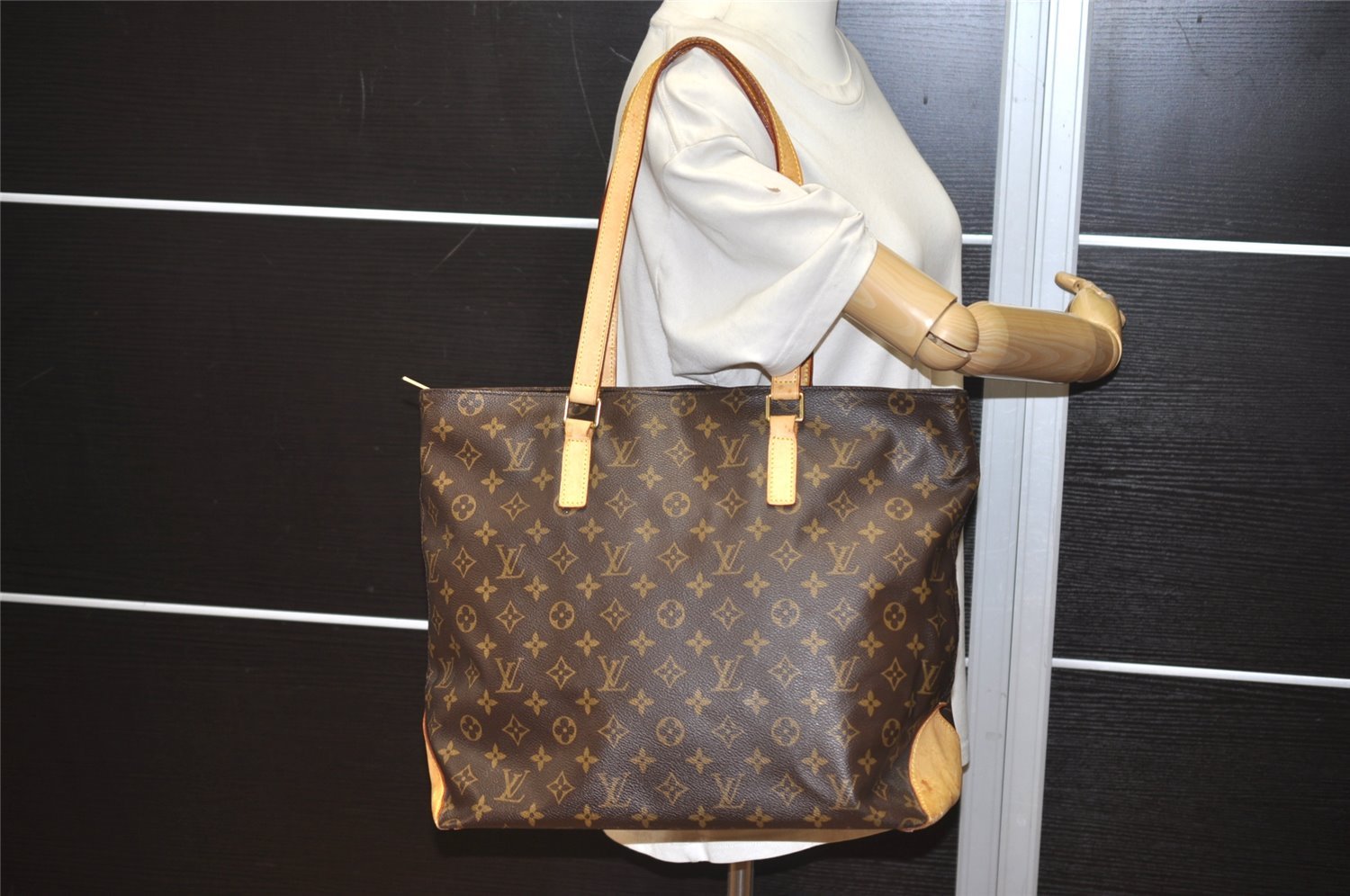 Authentic Louis Vuitton Monogram Cabas Mezzo Shoulder Tote Bag M51151 LV 0950J