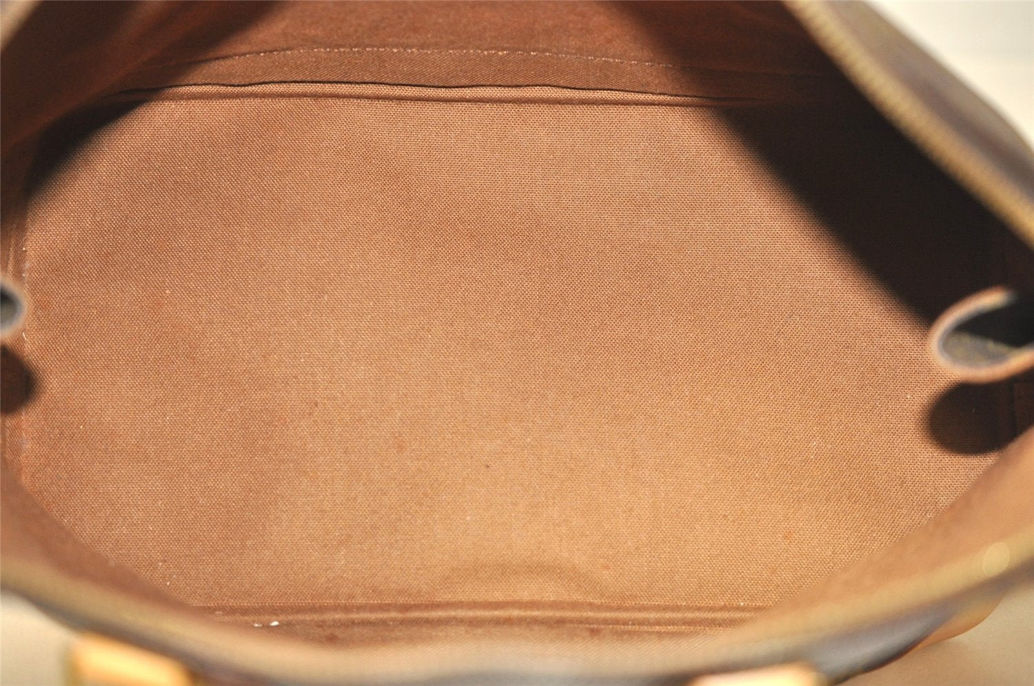 Authentic Louis Vuitton Monogram Alma Hand Bag Purse M51130 LV 0951J