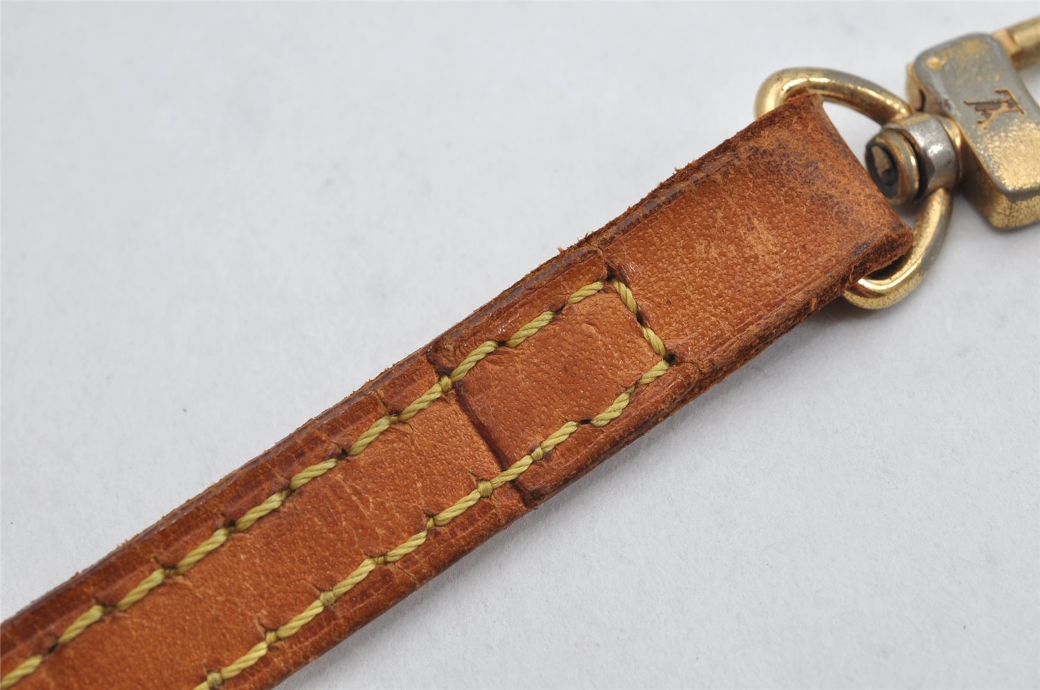 Authentic Louis Vuitton Leather Shoulder Strap Beige 47