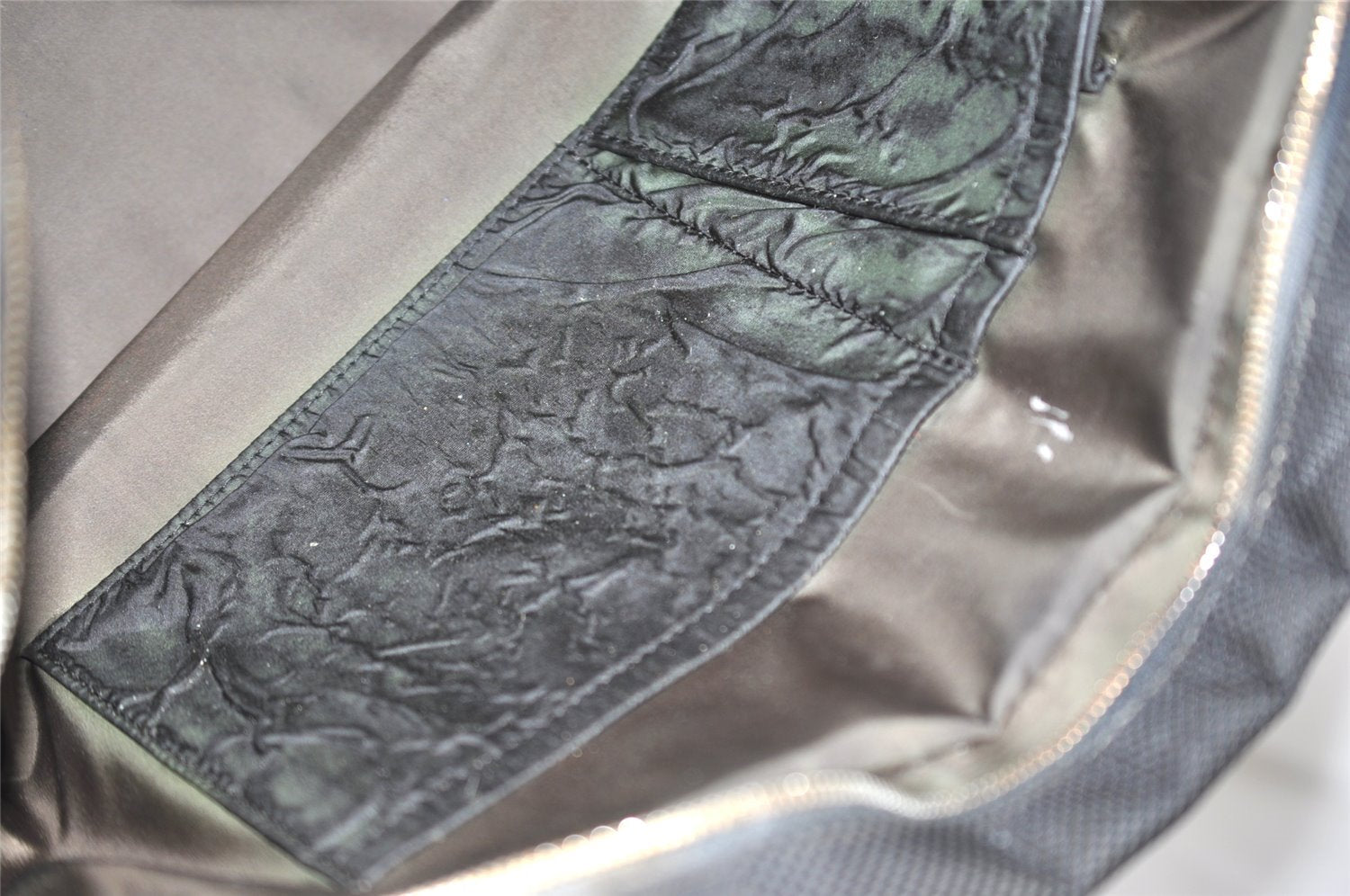 Authentic Louis Vuitton Damier Geant Yack Briefcase Black M93082 LV 0957I