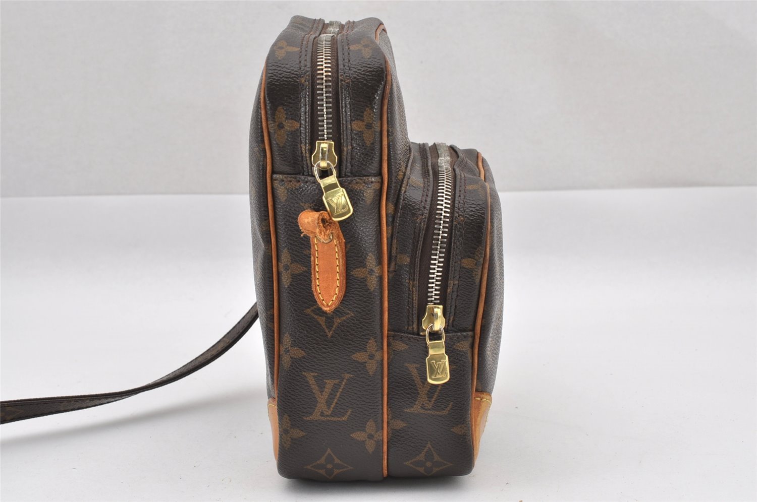Authentic Louis Vuitton Monogram Amazone Shoulder Cross Bag M45236 Junk 0957J