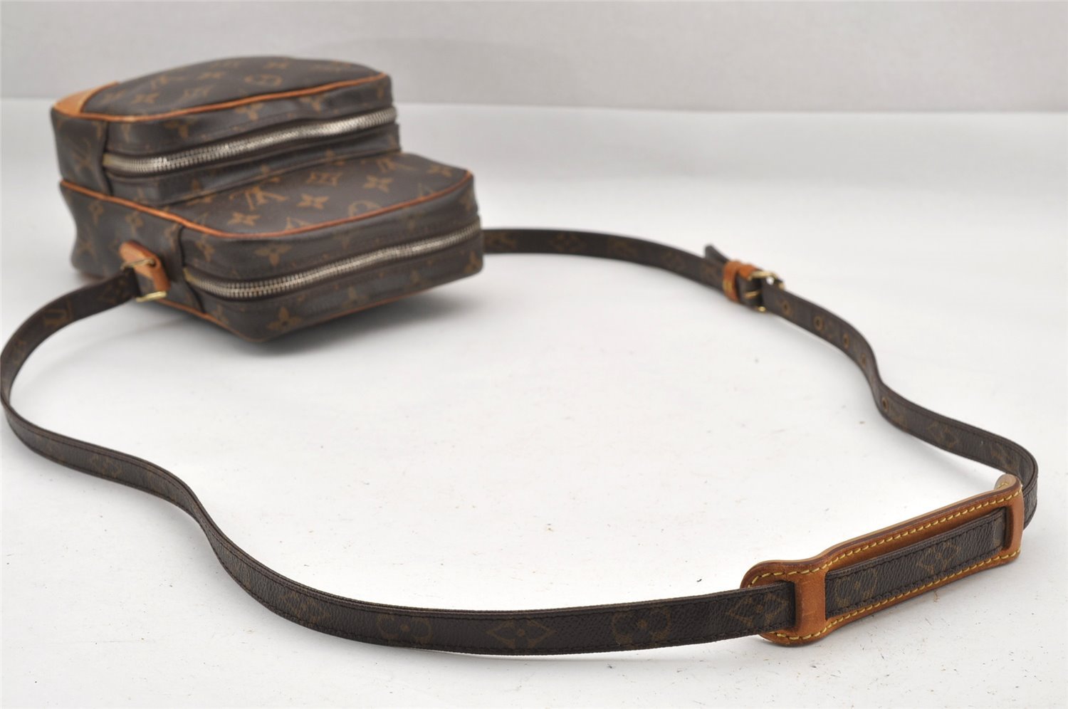 Authentic Louis Vuitton Monogram Amazone Shoulder Cross Bag M45236 Junk 0957J