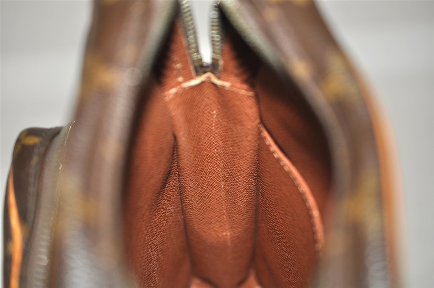 Authentic Louis Vuitton Monogram Amazone Shoulder Cross Bag M45236 Junk 0957J