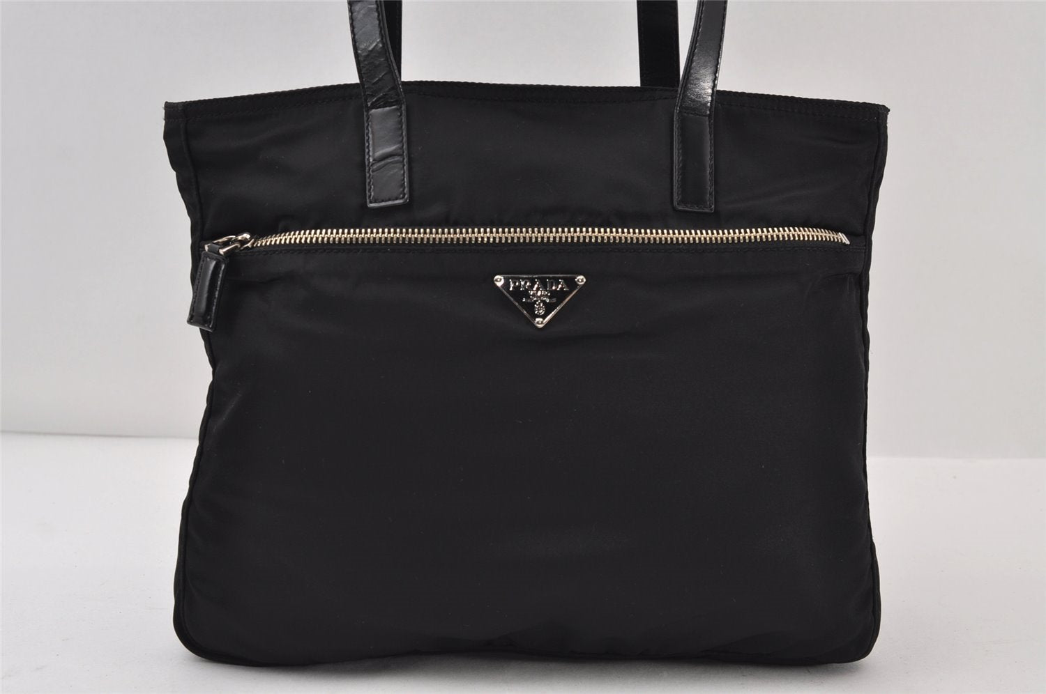 Authentic PRADA VELA SPORT Nylon Tessuto Leather Tote Bag BR2911 Black 0966J