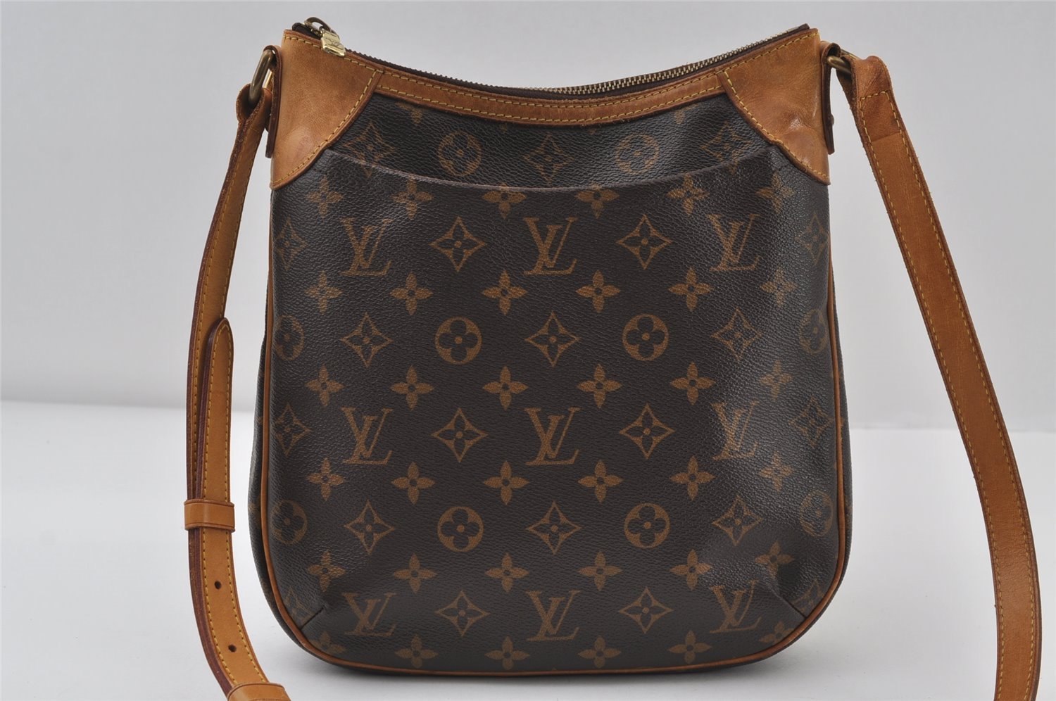 Authentic Louis Vuitton Monogram Odeon PM Shoulder Cross Bag M56390 LV 0967J