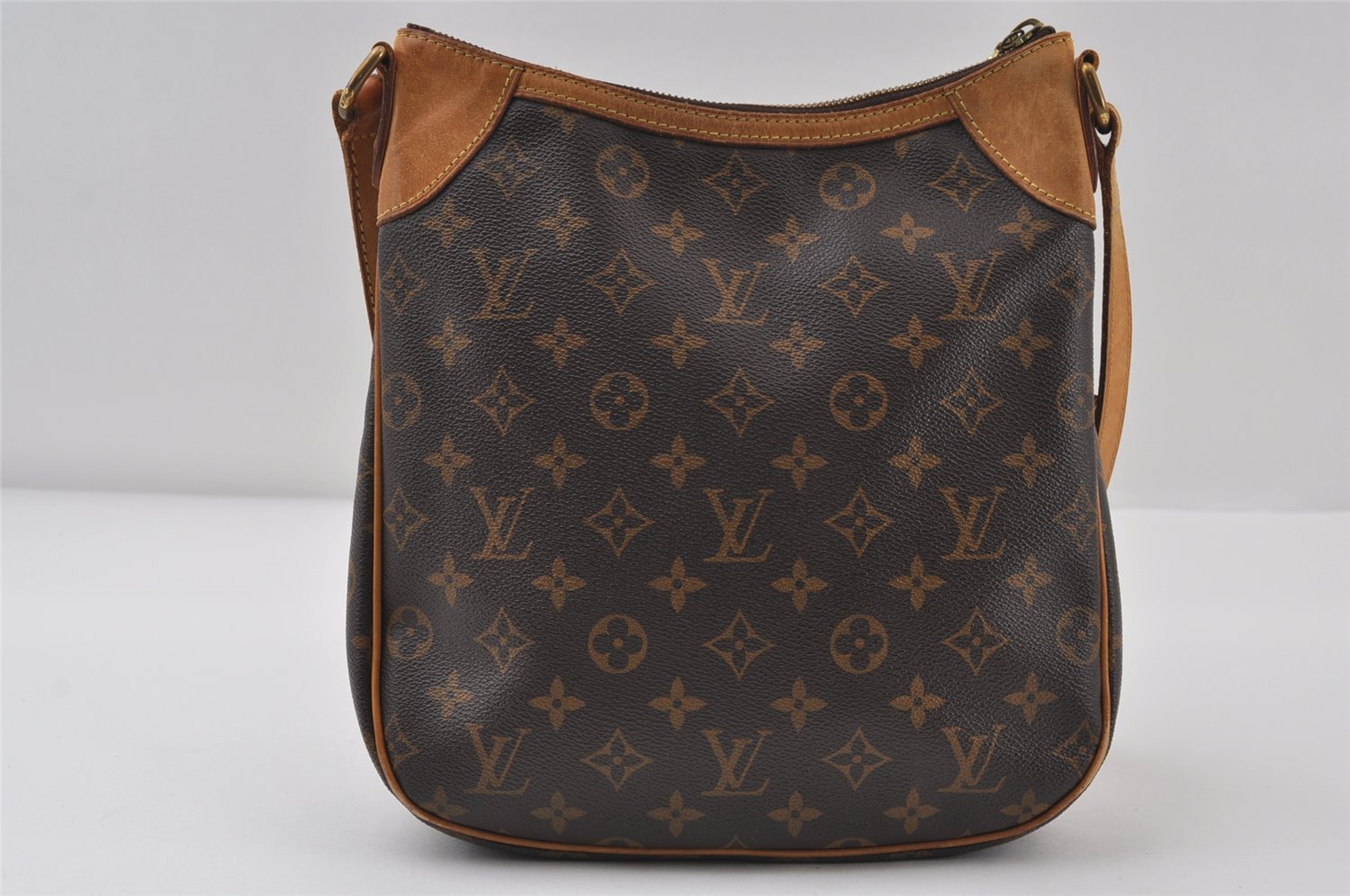 Authentic Louis Vuitton Monogram Odeon PM Shoulder Cross Bag M56390 LV 0967J