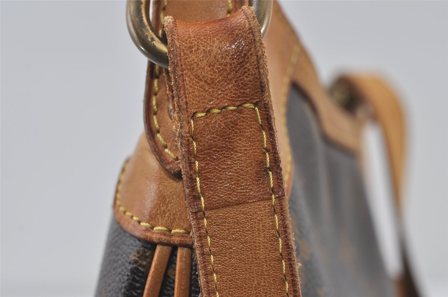 Authentic Louis Vuitton Monogram Odeon PM Shoulder Cross Bag M56390 LV 0967J