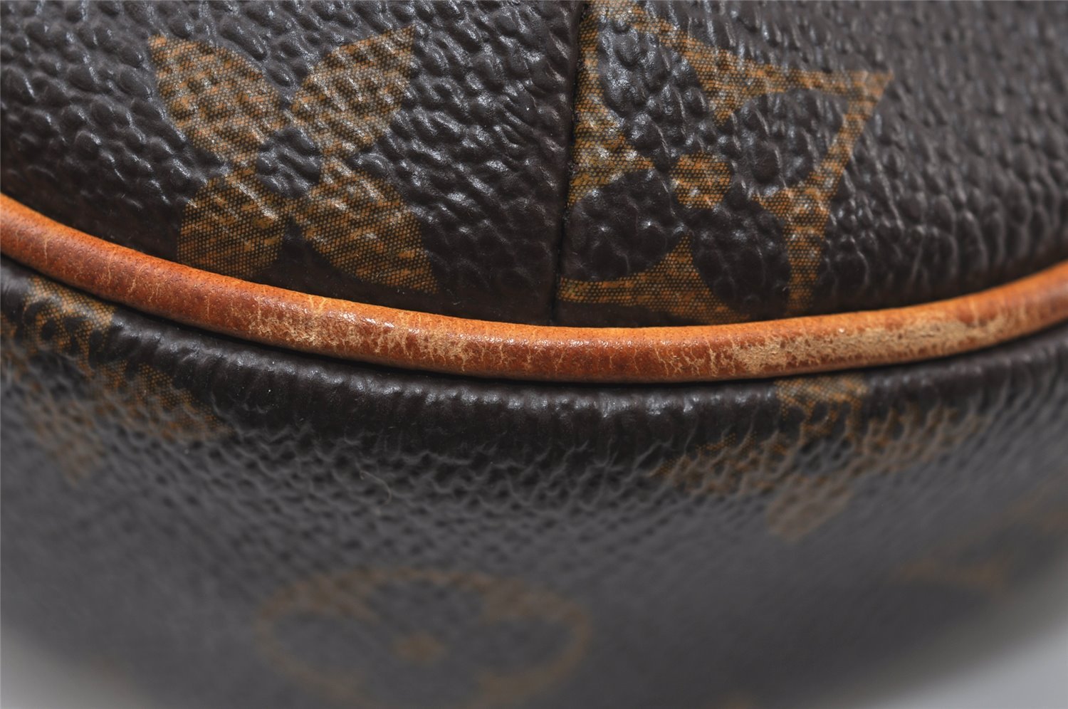 Authentic Louis Vuitton Monogram Odeon PM Shoulder Cross Bag M56390 LV 0967J