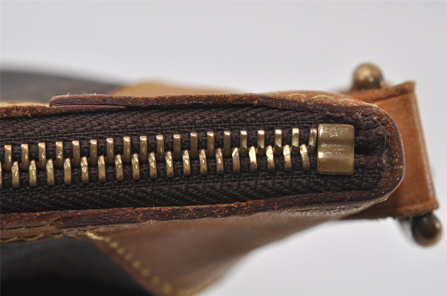 Authentic Louis Vuitton Monogram Odeon PM Shoulder Cross Bag M56390 LV 0967J