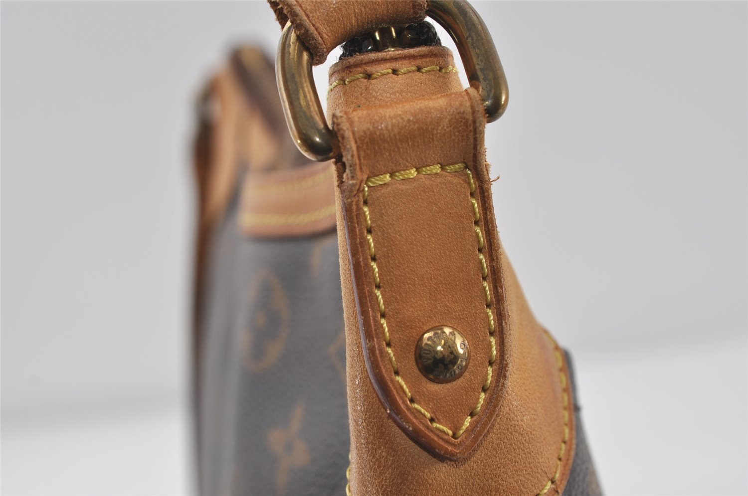 Authentic Louis Vuitton Monogram Odeon PM Shoulder Cross Bag M56390 LV 0967J