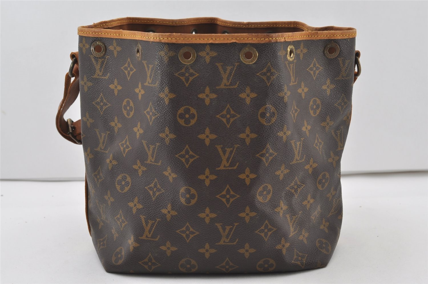 Authentic Louis Vuitton Monogram Petit Noe M42226 Shoulder Drawstring Bag 0969J