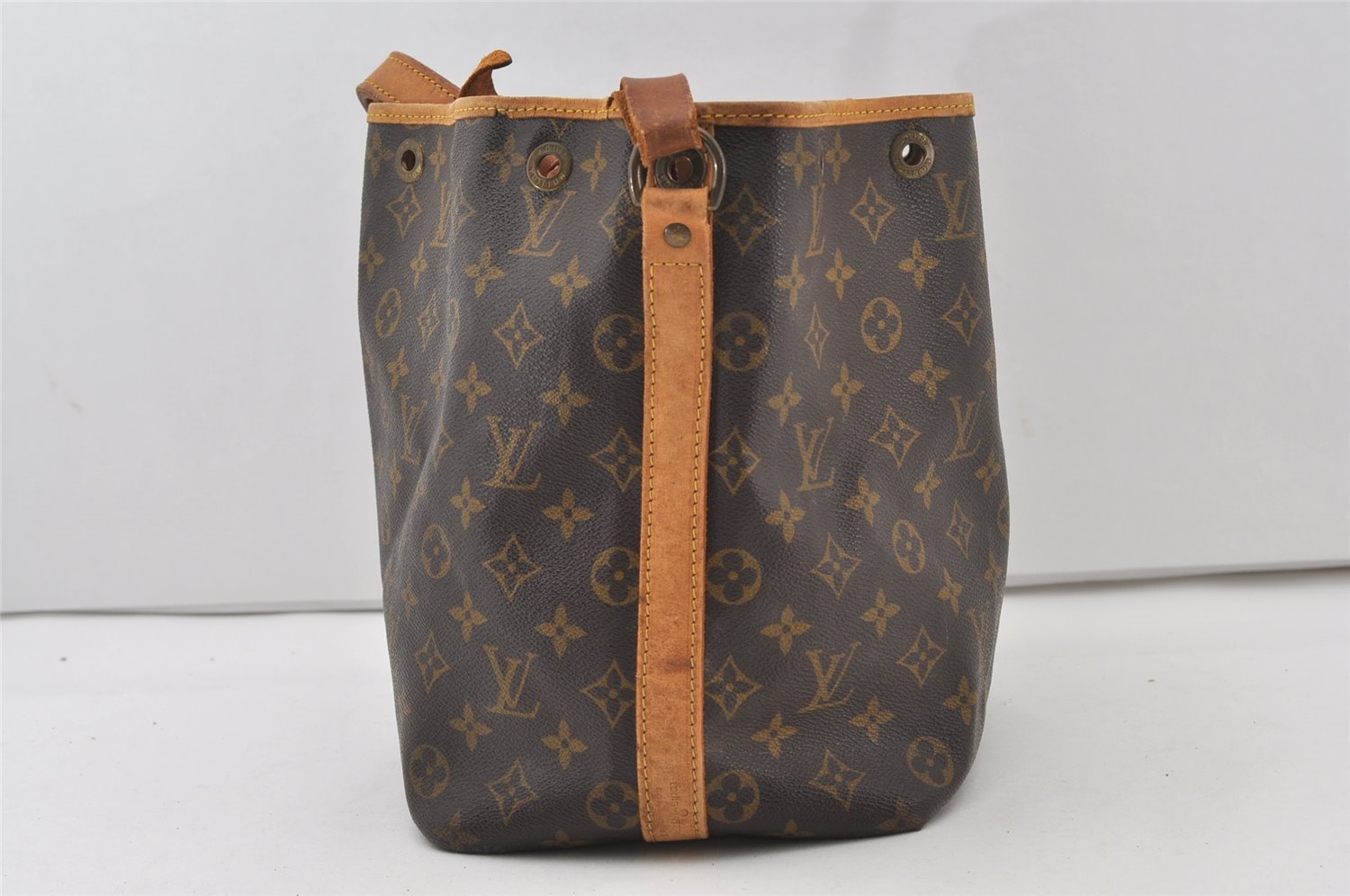 Authentic Louis Vuitton Monogram Petit Noe M42226 Shoulder Drawstring Bag 0969J