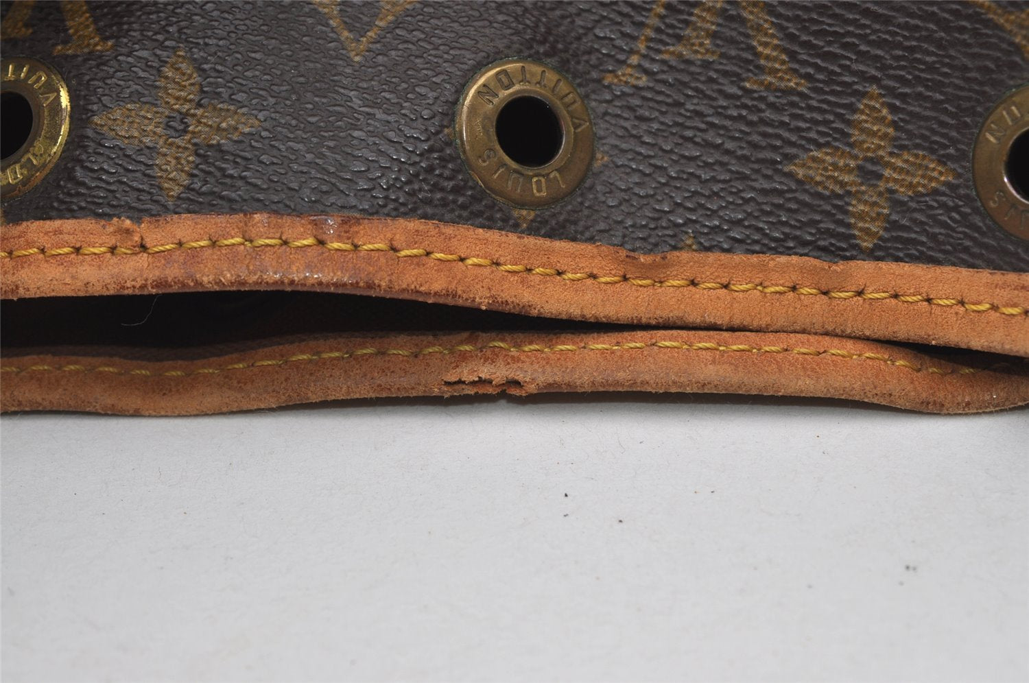 Authentic Louis Vuitton Monogram Petit Noe M42226 Shoulder Drawstring Bag 0969J