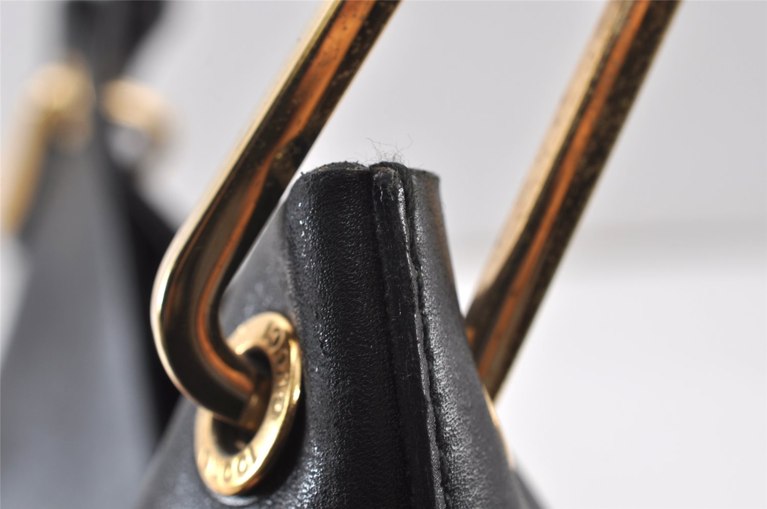 Authentic GUCCI Vintage Bamboo Shoulder Hand Bag Purse Leather Black 0971K